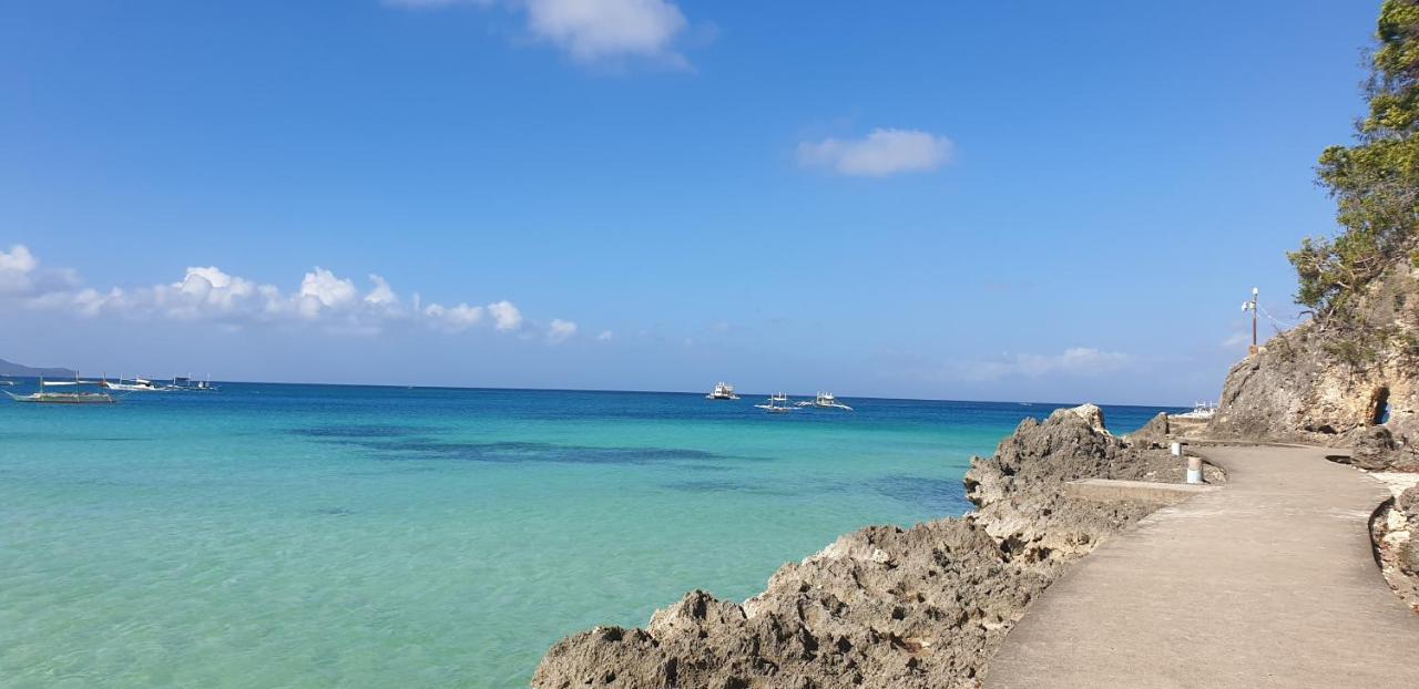 Boracay Amor Apartment Balabag  Екстериор снимка